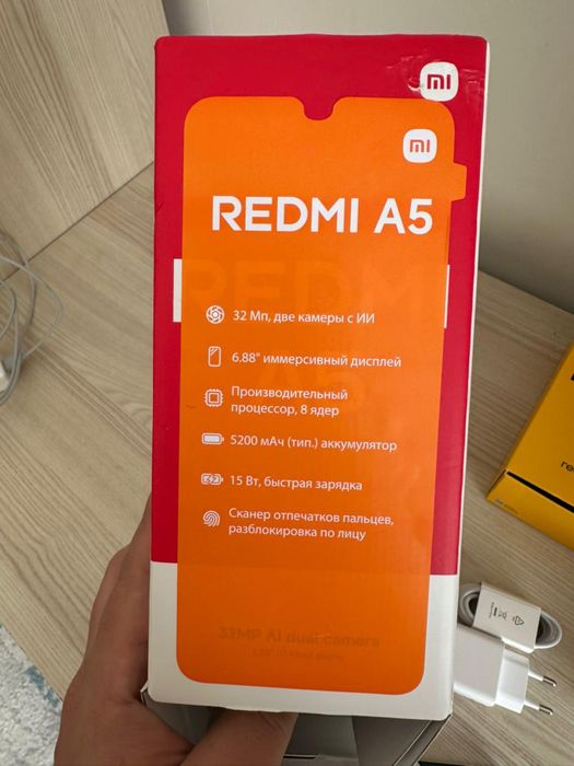 Продам 2 телефона Redmi A5, Realmi Note 60