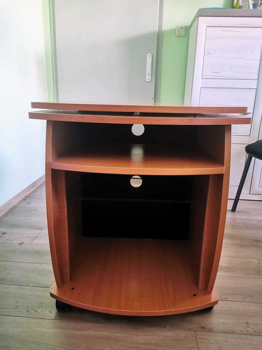 Шкаф за телевизор