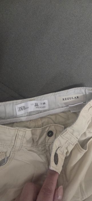 Pantaloni băieți Zara,marimea 68(3-6 )luni,bej,stare foarte buna