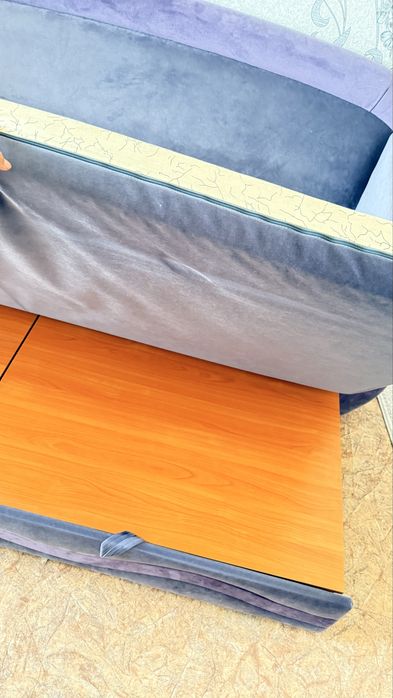 Продам хороший диван