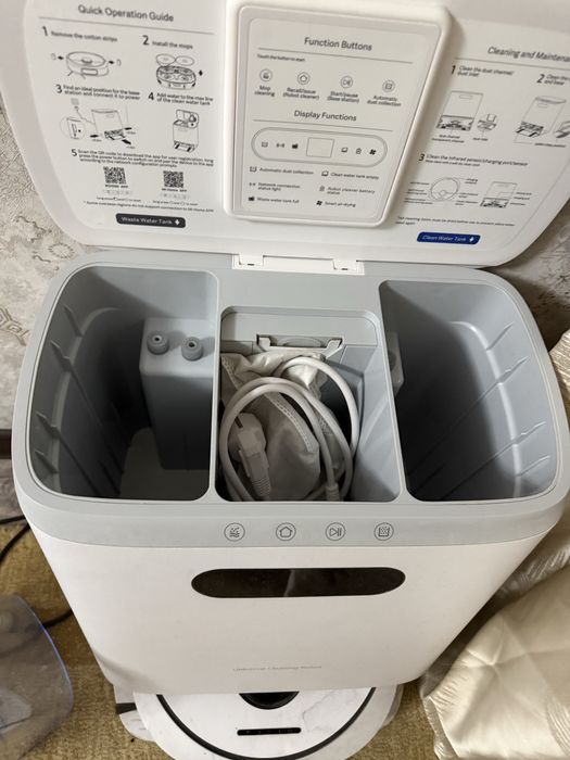 Продам роботпылесос ROUDMI EVA