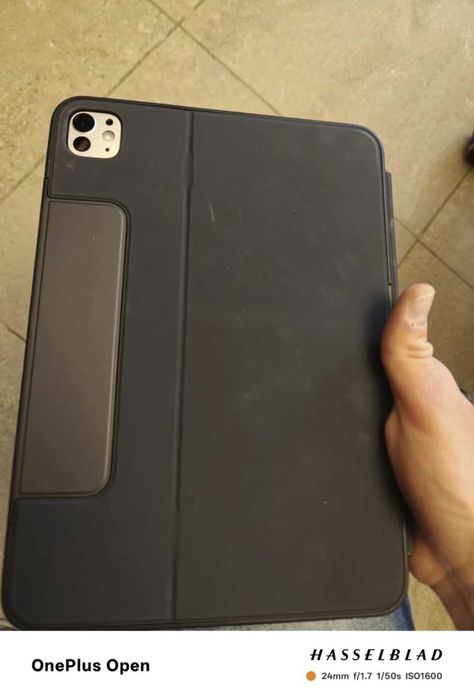 Ipad pro 11 m4 space black  + celullar чисто нов с подаръци