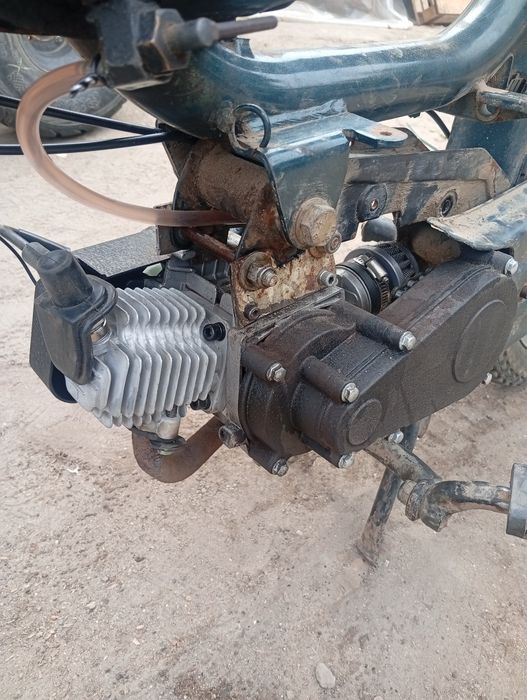 Se vinde motor poket bike 49cc
