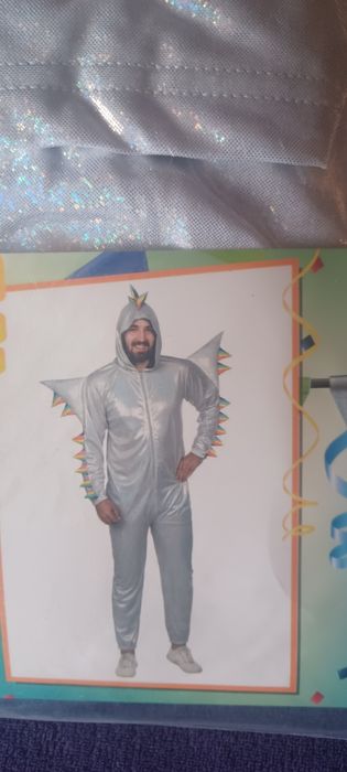 Костюм -карнавален