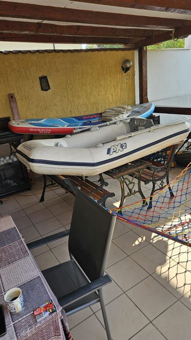 Barca bombard gonflabilă