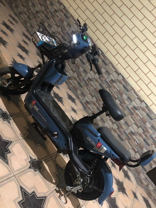 электронный скутер ск8