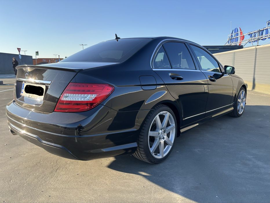 Mercedes-Benz C200 BlueEFFICIENCY Avantgarde