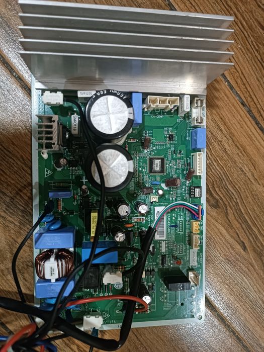 Кондиционер Пульт. Запчасти