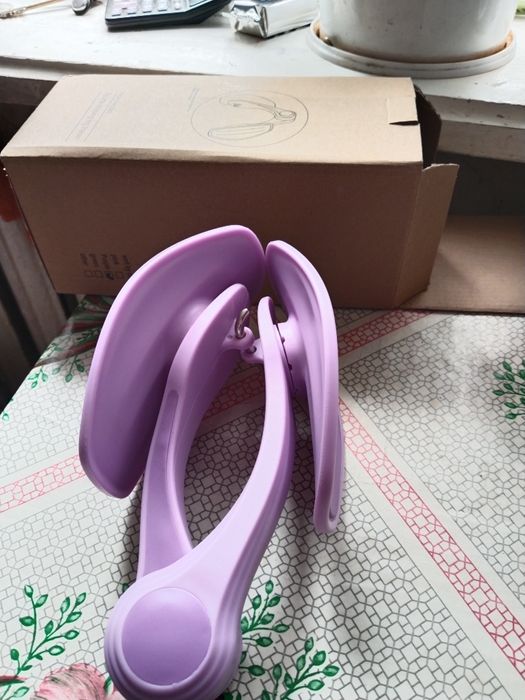 Продам массажёр для мышц бедра