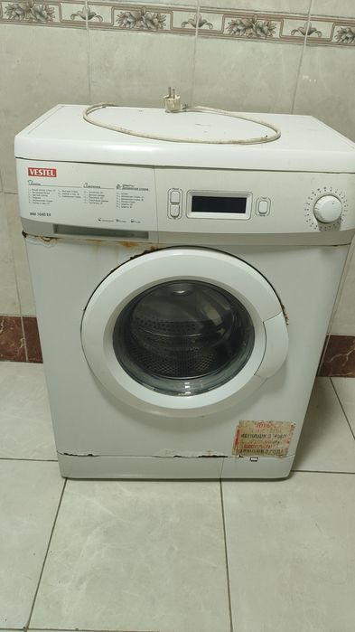 Продаётся стиральная машина в рабочем состояни (VESTEL)