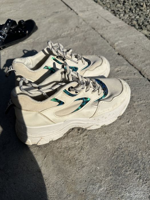 Большой пакет обуви