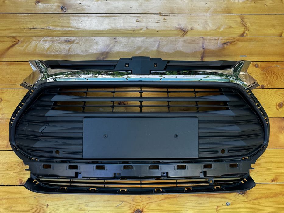 Tracker 2 Premier Облицовка