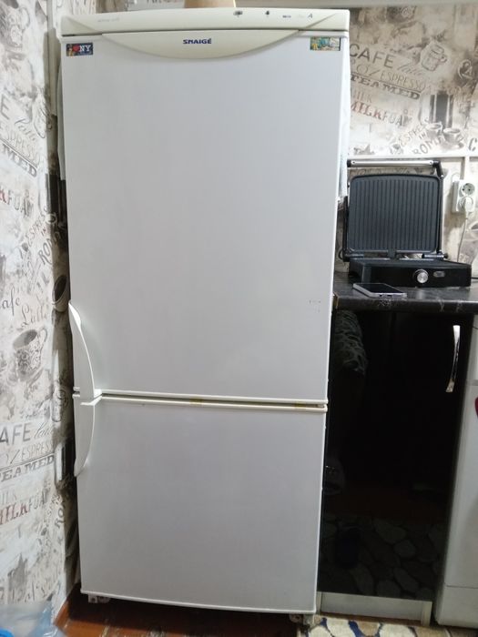 Продается холодильник