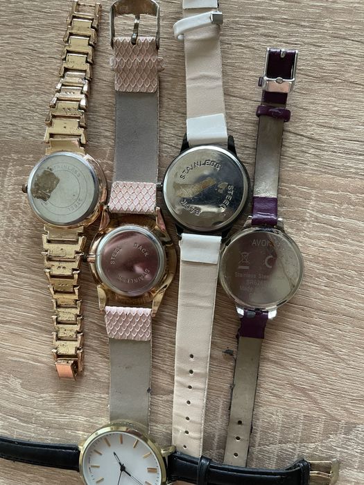 Лот дамски часовници