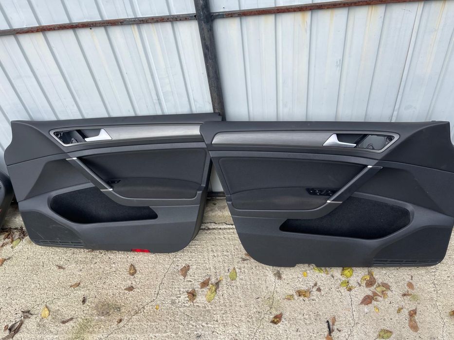 Fete usi fata / spate vw Golf7