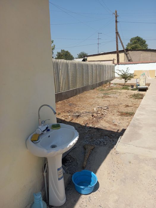 Продаётся дом 6 сотих на Сахрном улица Дружба