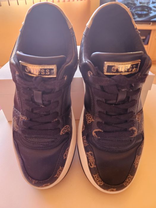 Дамски обувки GUESS