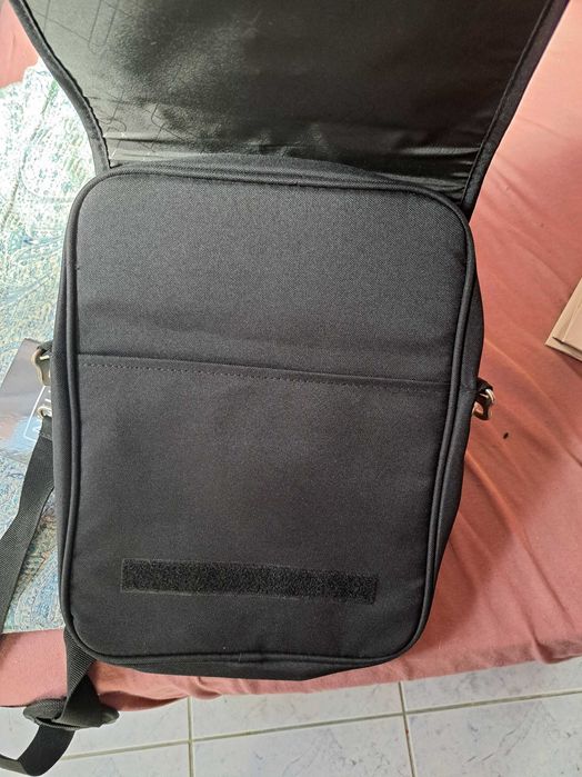 Чанта за таблет Титан