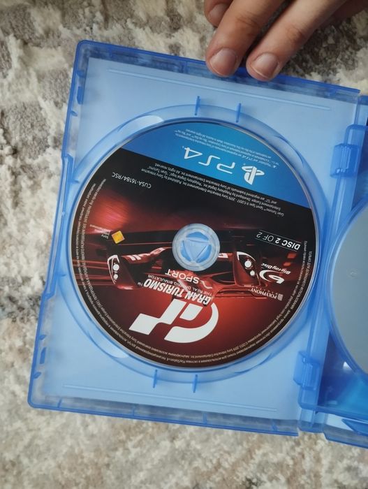 Игра на пс 4 GRAN TURISMO