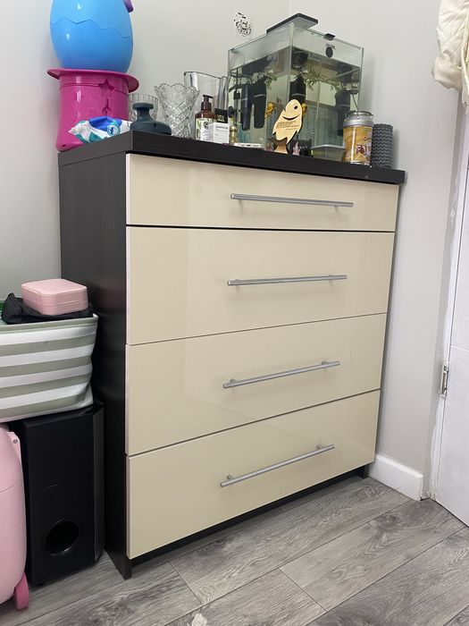 Продам комод МДФ