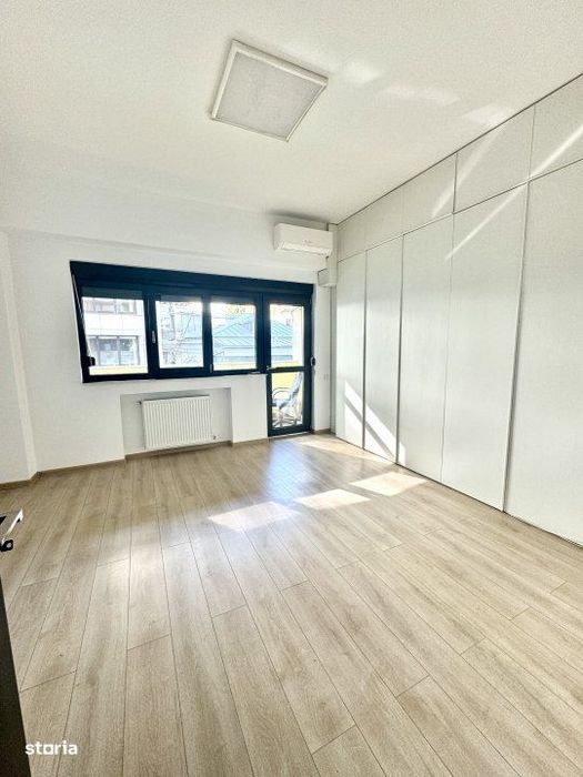 Inchiriere apartament 4 camere Piata Romana