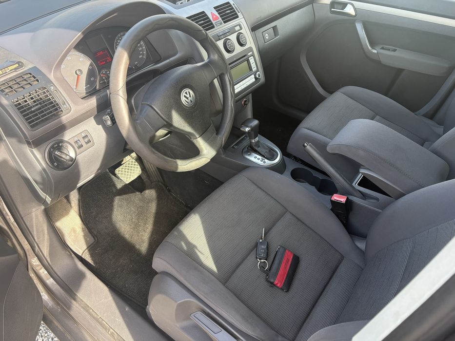 VOLKSWAGEN Touran 2007 — imagine 4