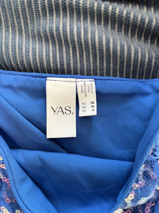 Рокля YAS с пайети