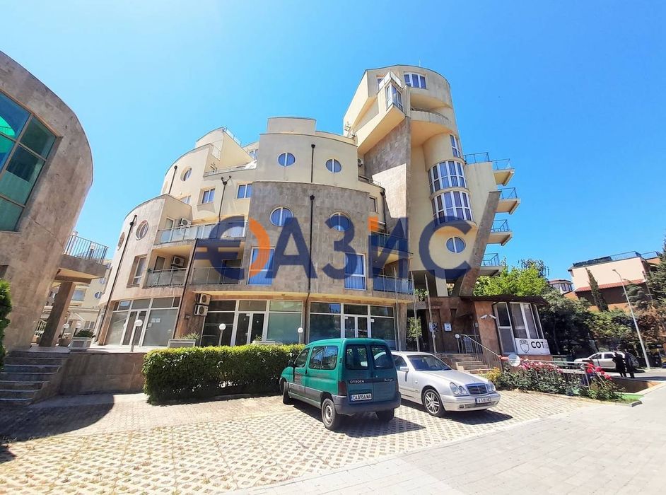 Продава се Двустаен апартамент в к.к. Слънчев бряг - 56 кв.м за 1250 €/кв.м - Снимка #5