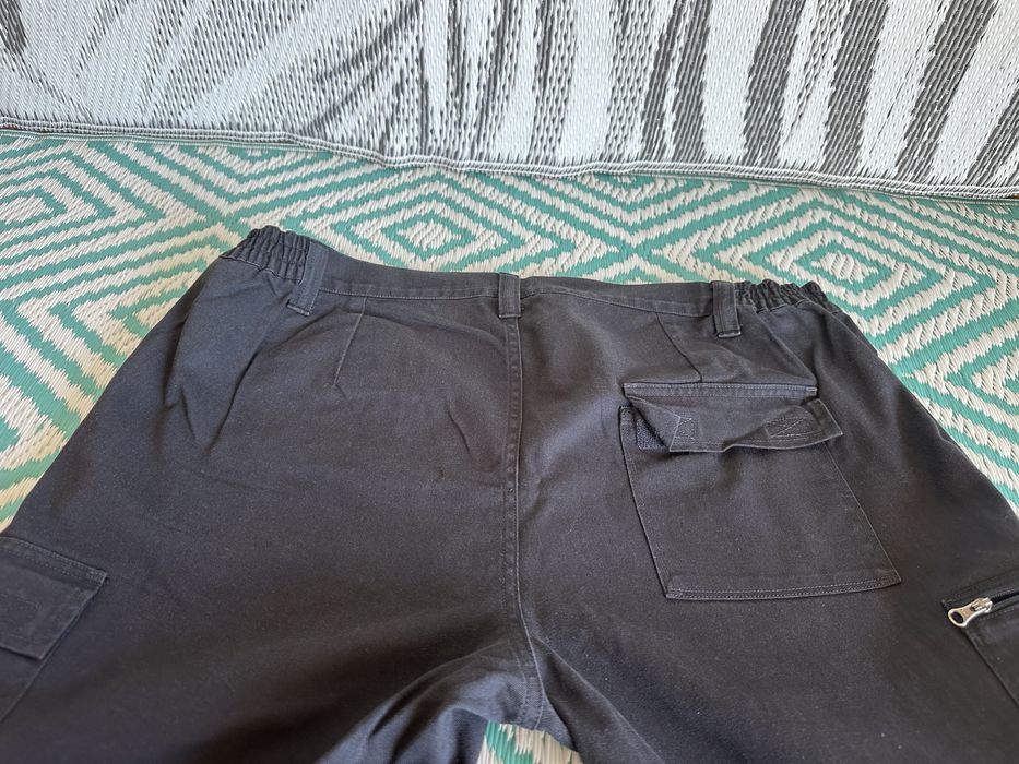 Pantaloni barbati Decathlon marimea XXL