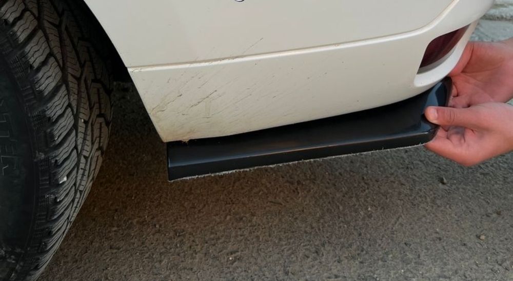 Extensie coltare lip bara spate Dacia Logan MK2 MK3 negru lucios