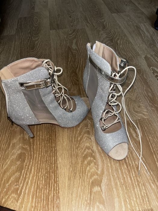 High Heels / Pole Dance / Exotic: