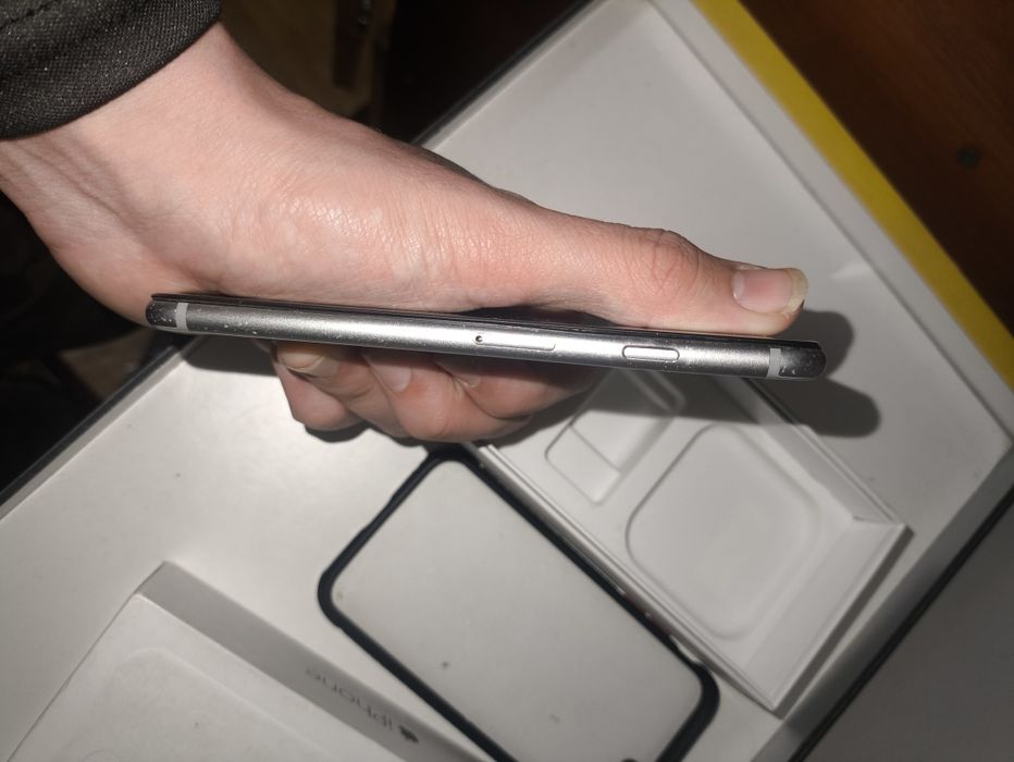 Айфон 6 с коробкой нерабочий