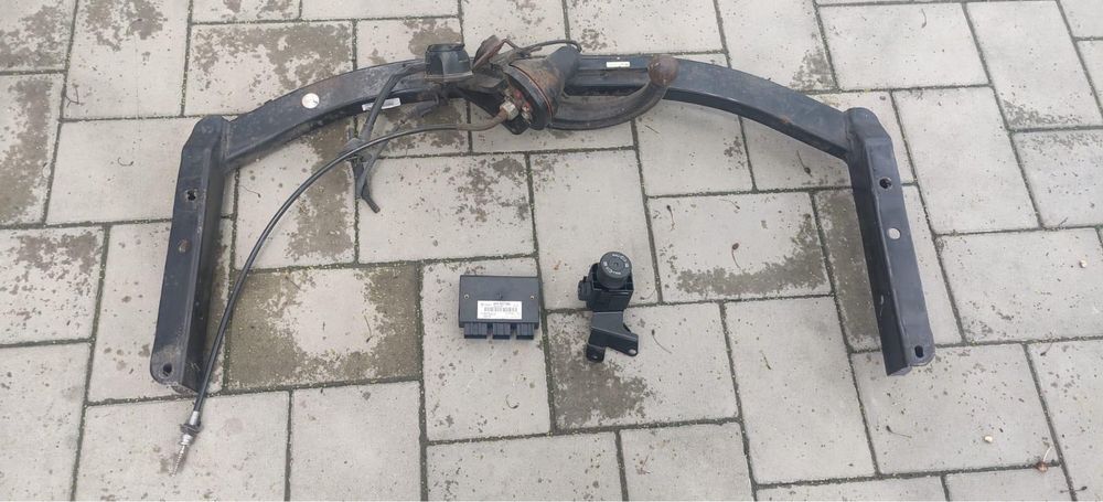 Cârlig de remorcare original Audi A6 C6 (2004–2011) – complet cu modul și instalație electrică