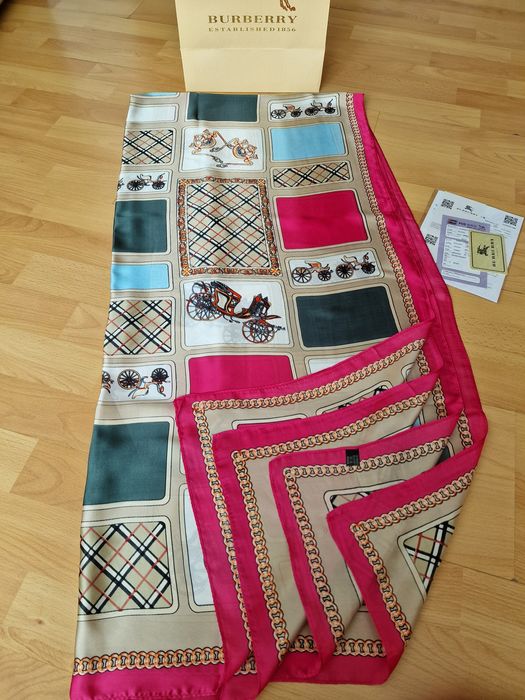 Esarfa Burbbery marase naturala/Italia/saculet, eticheta