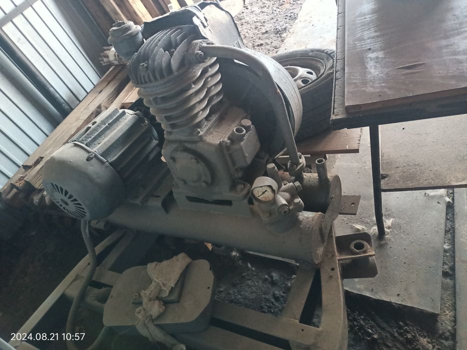 СРОЧНО. Продам генератор с компрессором 2 в одном