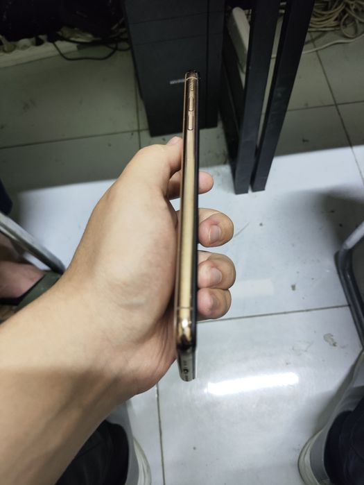 Iphone xs max 64 gb