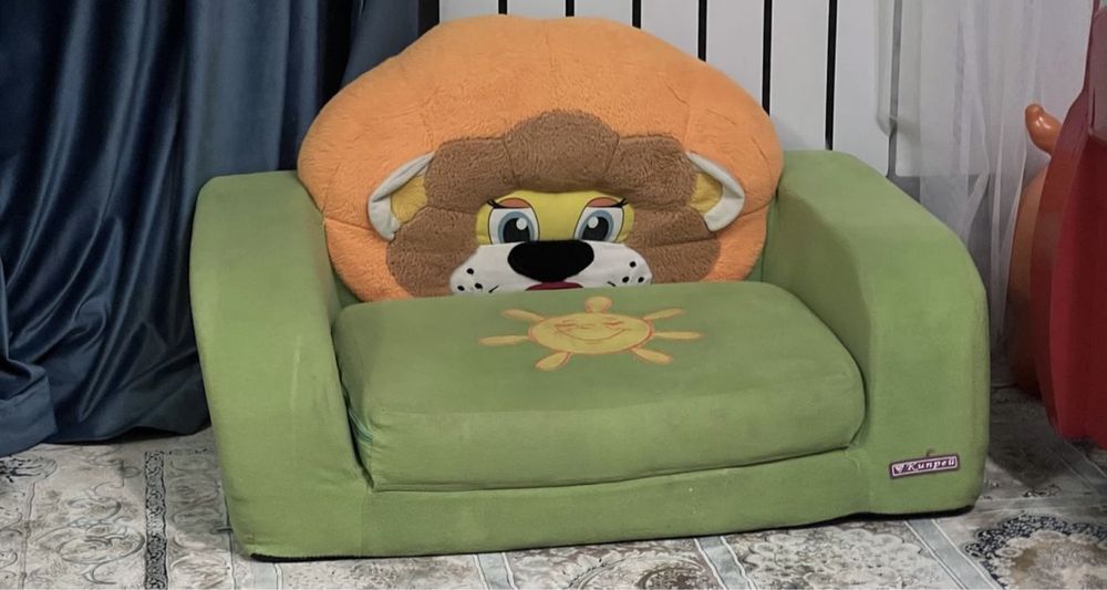 Продам мягкий диванчик