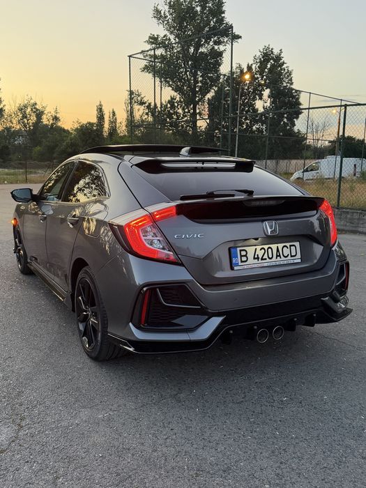 Honda Civic 1.5 VTEC 2020   19.600 €