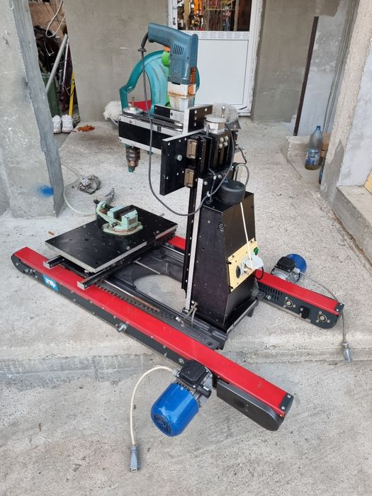 Freza metal CNC mecanica fina profesională