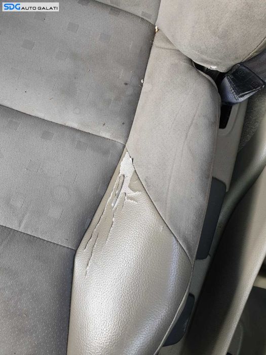 Scaun Sofer Stanga Fata Semi Piele Fara Incalzire cu Defect Volvo S60 2000 - 2009