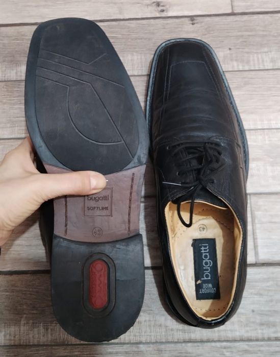 Pantofi Timberland și Bugatti Nr 43