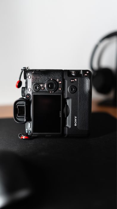 Grip Sony VG-C3EM pentru A7III/A7RIII/A9