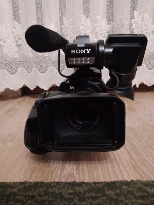 Камера Sony 2500 для той