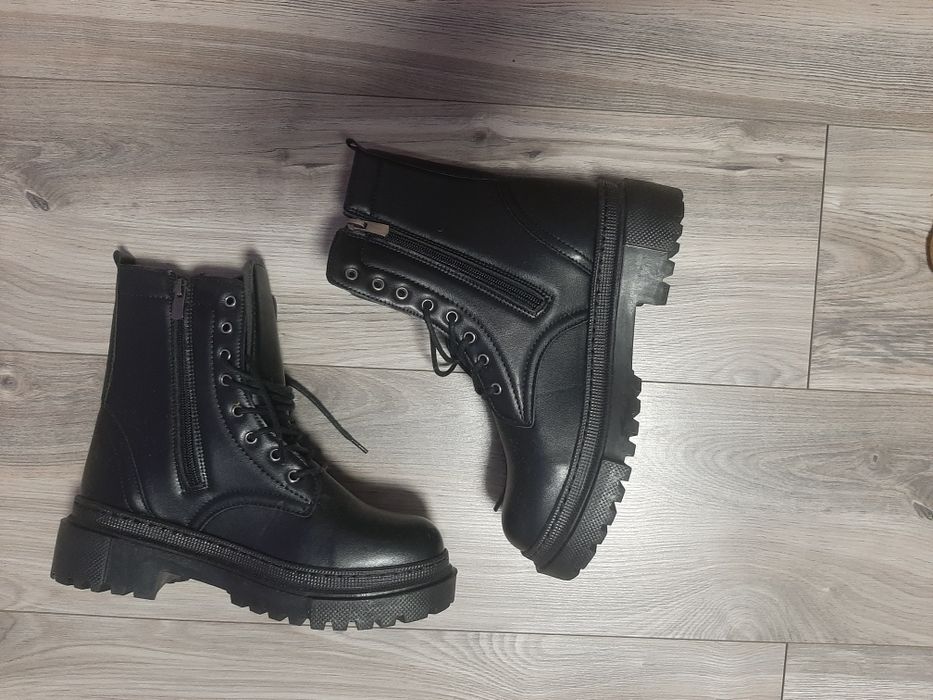 Кожени дамски боти