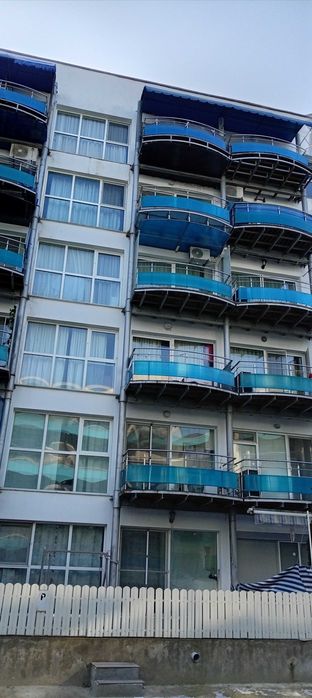 Vand Apartament la malul Marii Negre + Parcare in statiunea Saturn.