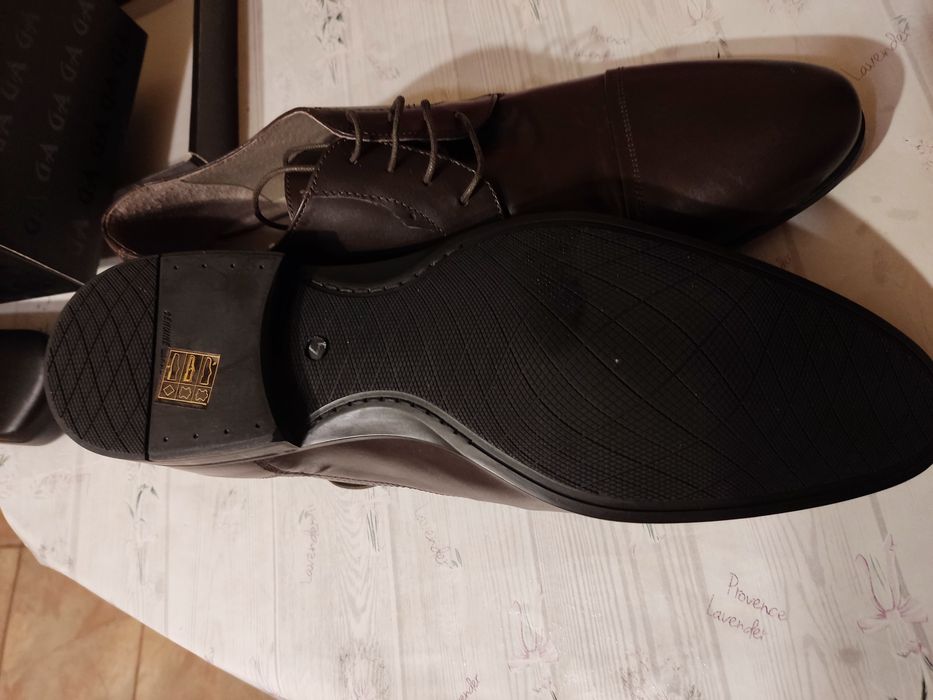 Обувки от естествена кожа(мъжки италиански)