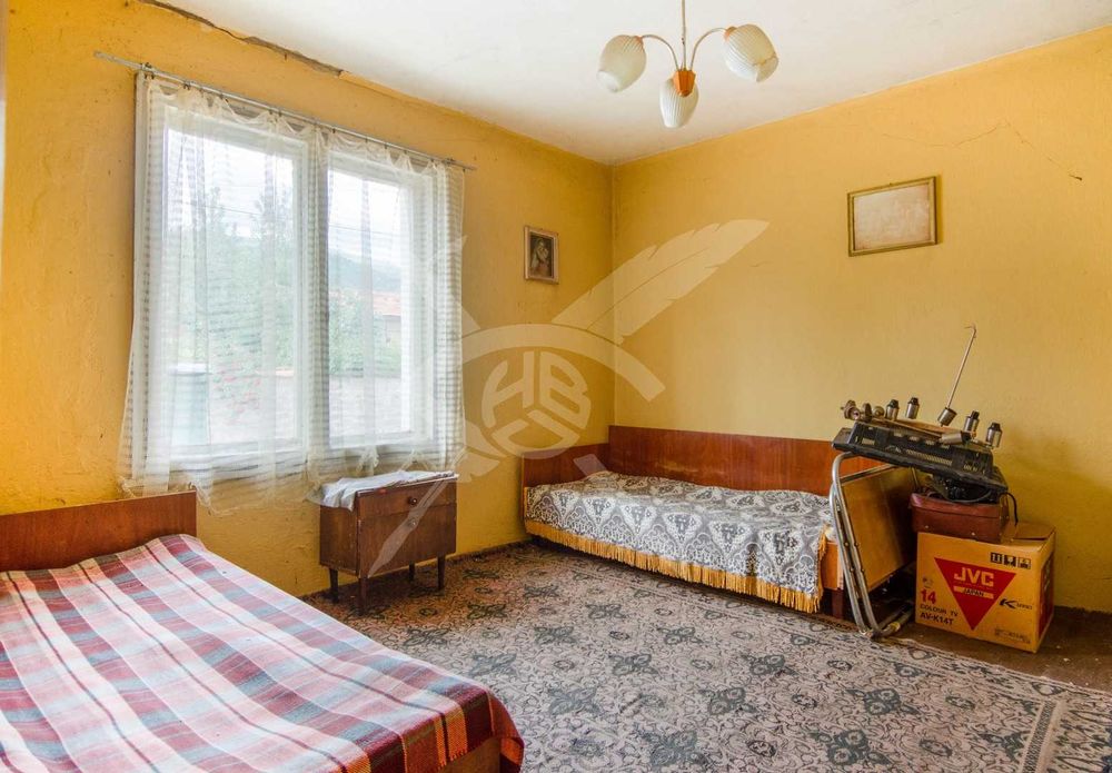 Продава се Къща в с. Мирково, Област София-област - 70 кв.м за 401 €/кв.м - Снимка #8