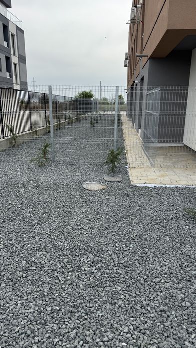 Apartament mare cu gradina de 30 mp, torontal comision 0