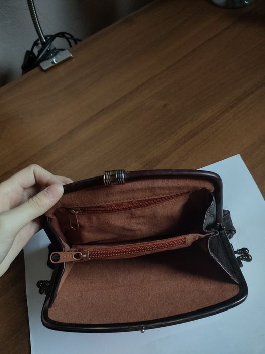 раритетные кожаные клатчи