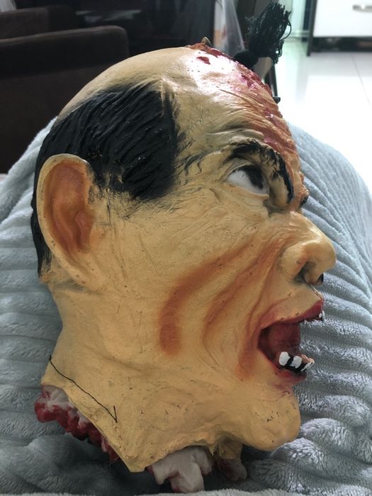 Cap Haloowen , surprinzi usor cu acest model pe oricine,